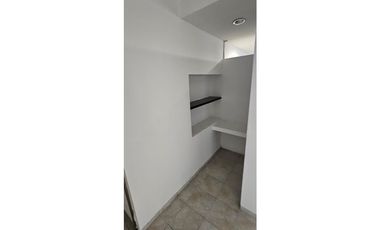 RENTA/VENTA  LOCAL/OFICINA PLAZA SAN ANGEL INN 