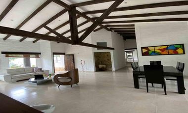 En Venta Casa Campestre de un piso en Colinas, Jamundí