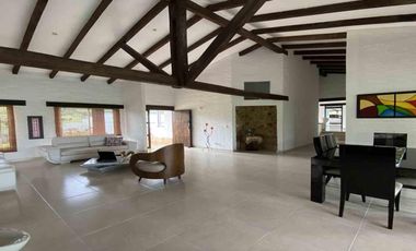 En Venta Casa Campestre de un piso en Colinas, Jamundí