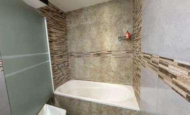 VENTA CASA 3 DORMITORIOS Y PILETA EN ROLDAN