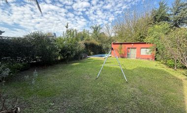 VENTA CASA 3 DORMITORIOS Y PILETA EN ROLDAN