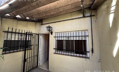 Venta de Casa para Dos Familias en Quilmes Oeste