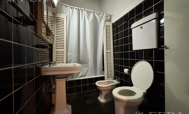 Venta de Casa para Dos Familias en Quilmes Oeste