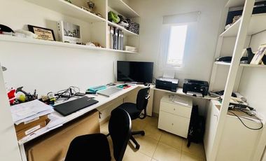 Venta - Departamento 4 Ambientes con Dependencia, 2 Cocheras, 3 Bauleras - Ramos Mejía Centro