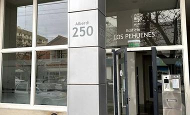OFICINAS PLENO CENTRO CALLE ALBERDI