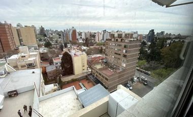 OFICINAS PLENO CENTRO CALLE ALBERDI