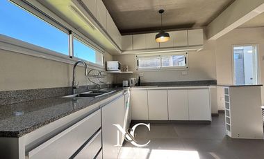 Casa en venta de 5 ambientes en Senderos IV Costa esmeralda
