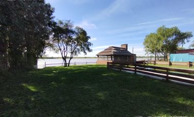 Complejo de Cabañas en Arroyo Leyes