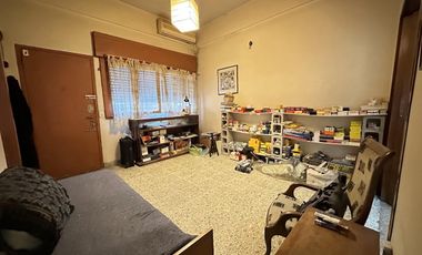 Casa con 2 dormitorios zona Factory Quilmes