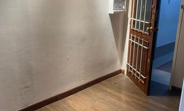 VENTA OFICINA RIVADAVIA 86 - 2 PRIV + BAÑO NQN