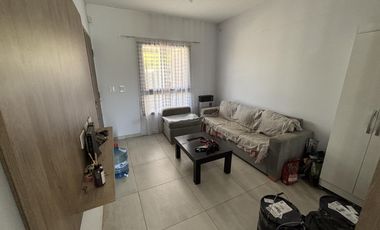 Alquiler, Casa 2 dorm, 1 Baño, Patio, Garage, Docta!