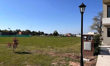 RBS. HERMOSO LOTE INTERNO CON PULMON VERDE SANTA ELISA I, PILAR DEL ESTE