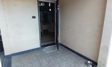 Casa en venta - 2 Dormitorios 1 Baño - Quilmes