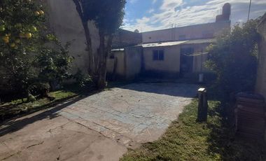 Venta Casa 3 Ambientes Parrilla Cochera