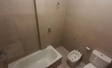 Venta Casa 3 Ambientes Parrilla Cochera