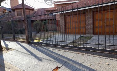 Casa en  alquiler tres dormitorios Urca