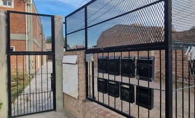 Alquilo Departamento 1 Dormitorio con Ingreso vehicular - Pilar 4162 Planta Baja - Neuquén Capital