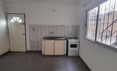 Alquilo Departamento 1 Dormitorio con Ingreso vehicular - Pilar 4162 Planta Baja - Neuquén Capital