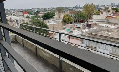 Departamento en  alquiler con balcon en entre rios al 3000 Bº San Vicente