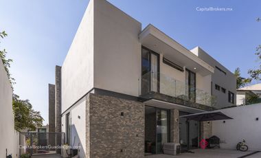 Residencia de lujo en venta Puerta del bosque Andares