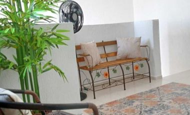 CASA EN VENTA  EN CHUBURNA MERIDA, AMOBLADA Y EQUIPADA