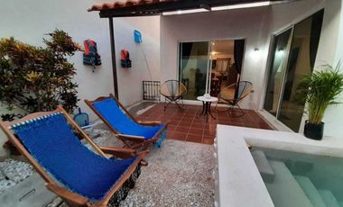 CASA EN VENTA  EN CHUBURNA MERIDA, AMOBLADA Y EQUIPADA