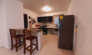 CASA EN VENTA  EN CHUBURNA MERIDA, AMOBLADA Y EQUIPADA