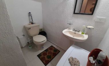 CASA EN VENTA  EN CHUBURNA MERIDA, AMOBLADA Y EQUIPADA