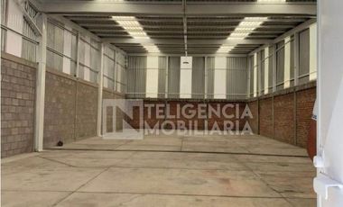 BODEGA EN RENTA UBICADA EN EL TEJOCOTE