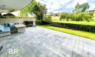 Departamento Garden en renta o venta con jardín en Bosque Real, Green 22