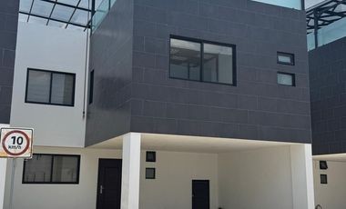 Casa en Renta. San Mateo Atenco EdoMex.