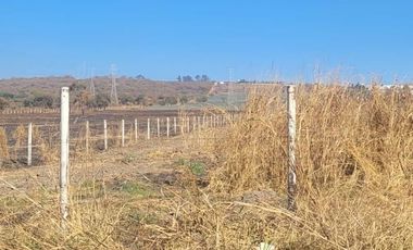 TERRENO CON CONSTRUCCIÓN EN VENTA - C. EL SALTO-CHAPALA