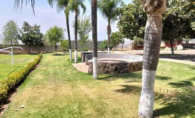 TERRENO CON CONSTRUCCIÓN EN VENTA - C. EL SALTO-CHAPALA