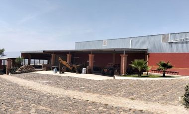 TERRENO CON CONSTRUCCIÓN EN VENTA - C. EL SALTO-CHAPALA