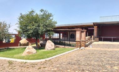 TERRENO CON CONSTRUCCIÓN EN VENTA - C. EL SALTO-CHAPALA