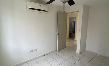 Casa en Renta en Cerrada Providencia, Apodaca | 3 Recámaras, Privada