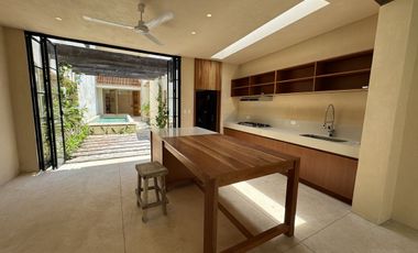 Casa Colorada en venta en el Centro,  Mérida Yucatán