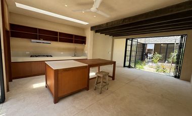 Casa Colorada en venta en el Centro,  Mérida Yucatán