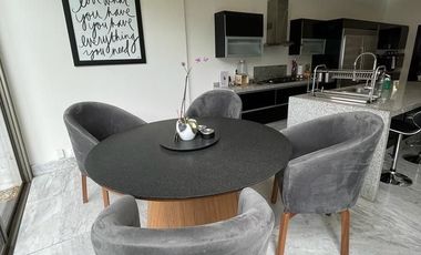 ¡En Renta Espectacular Residencia en Fuentes del Pedregal!