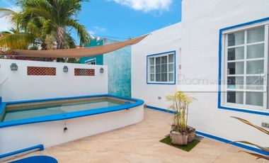 Casa J