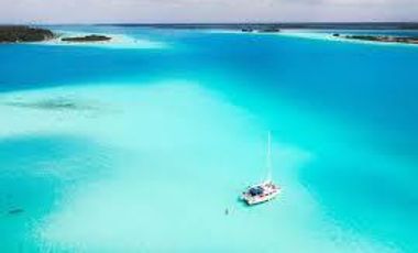 Casa de 4 Habitaciones en el Centro de Bacalar con 2 Piscinas