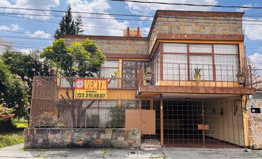 CASA EN VENTA EN JARDINES DE SAN MANUEL PUEBLA