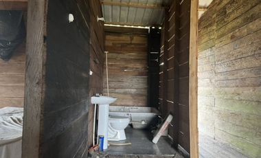 FINCA CON CASA DE 2 PISO / CAPIRA / 38 HECTAREA / RIO Y OJO DE AGUA JC