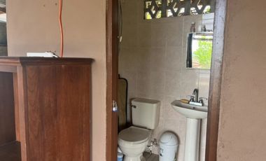 FINCA CON CASA DE 2 PISO / CAPIRA / 38 HECTAREA / RIO Y OJO DE AGUA JC