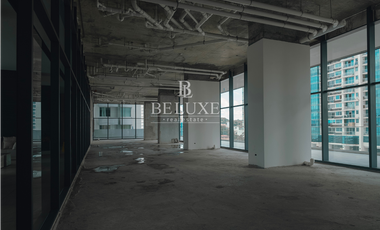 ALQUILER DE LOCAL EN EL EDIFICIO ARMANI (8)