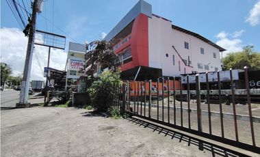 Se Vende Lote Comercial con Local Centro-La Chorrera (DR)
