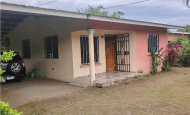ALQUILER DE CASA EN BUGABA COMPLETAMENTE CERCADA