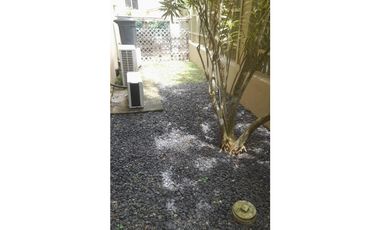 CLAYTON / EMBASSY GARDENS / DOS NIVELES / BALCON / 3 HABITACION