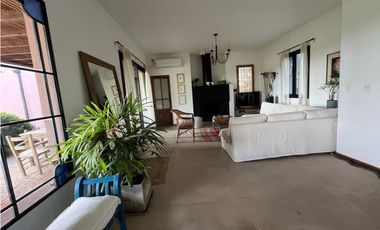 B° CHACRAS DE LA TRINIDAD