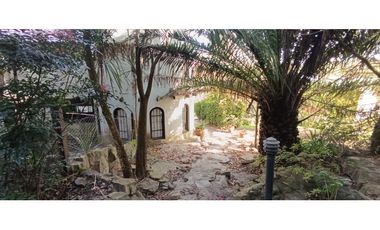 CASA DE ESTILO CON VISTA AL GOLF SIERRA DE LOS PADRES
